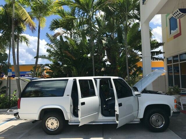 1993 Chevrolet Suburban - photo 10
