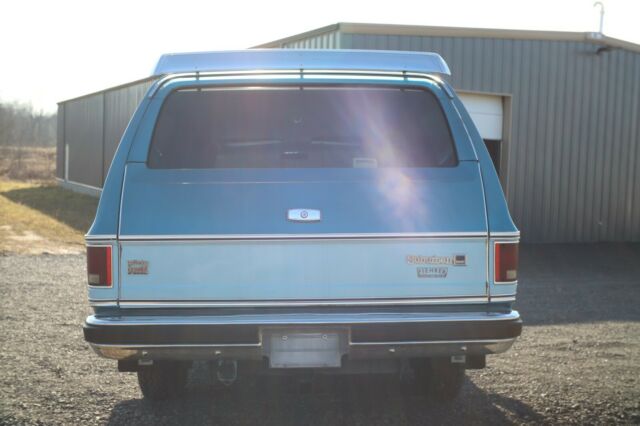1978 GMC Suburban - photo 6