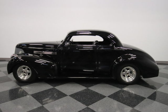 1939 Chevrolet Coupe - photo 3