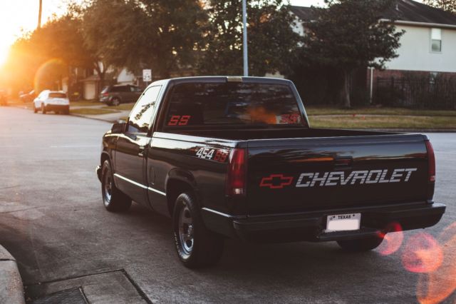 1990 Chevrolet C/K Pickup 1500 454ss - photo 2