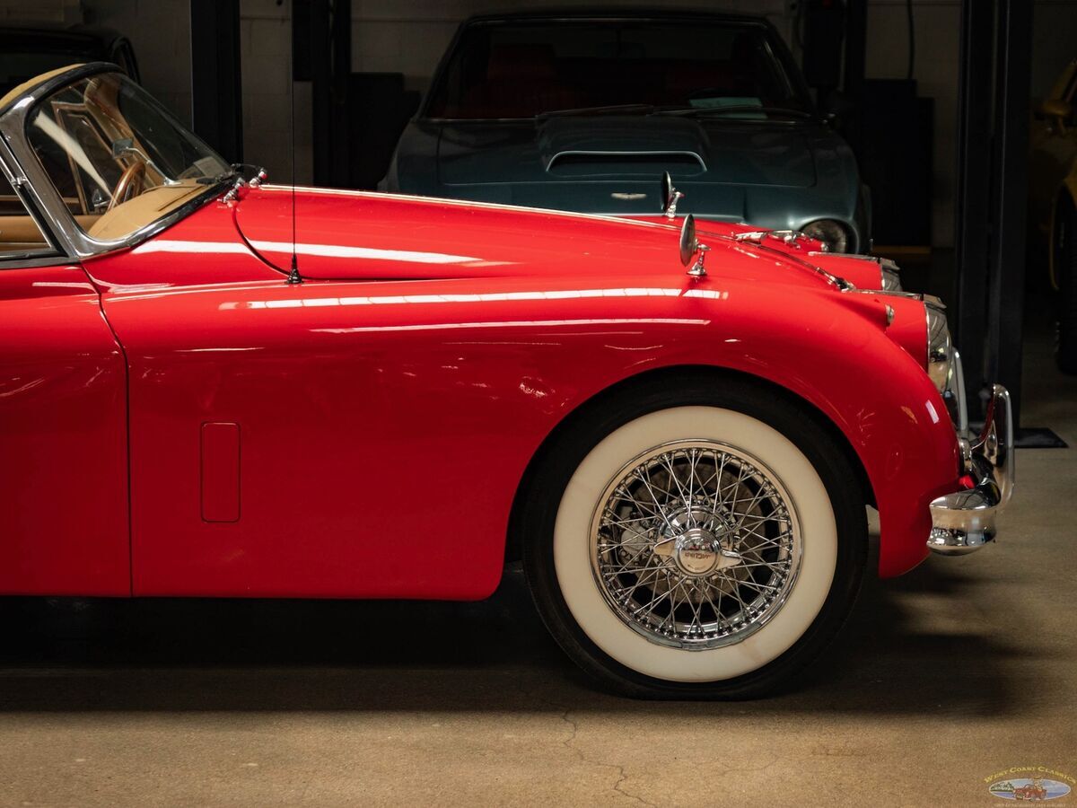 1961 Jaguar XK150 SE 3.8L Drophead Coupe - photo 4