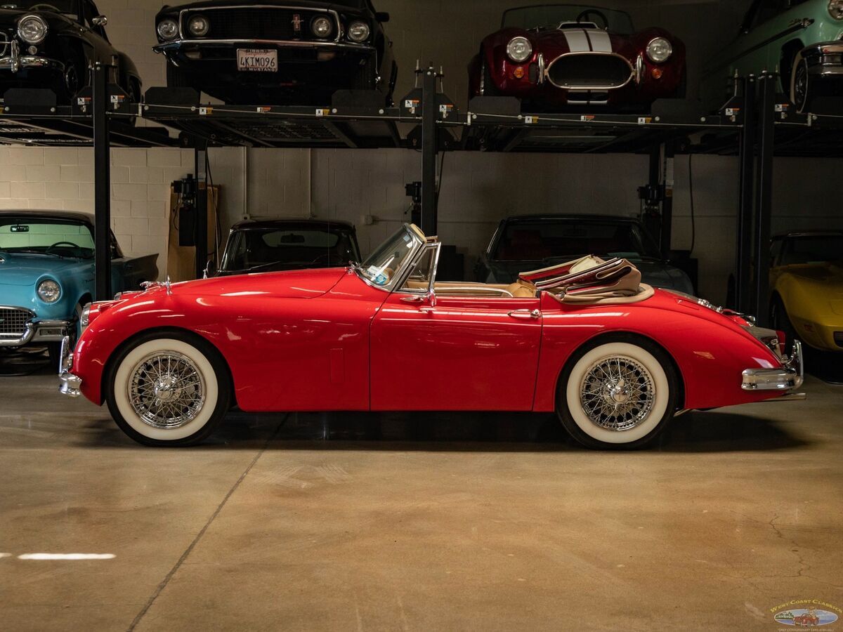 1961 Jaguar XK150 SE 3.8L Drophead Coupe - photo 6