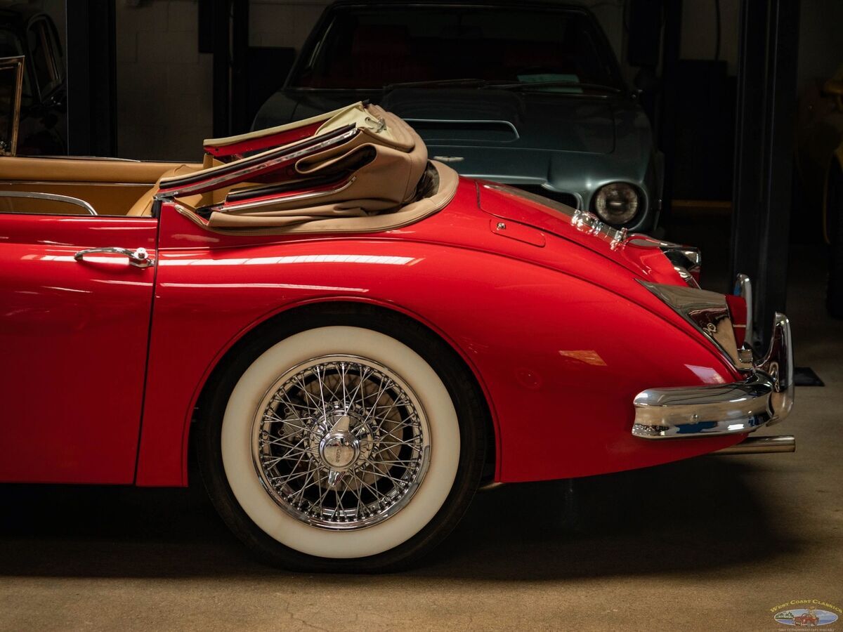 1961 Jaguar XK150 SE 3.8L Drophead Coupe - photo 7