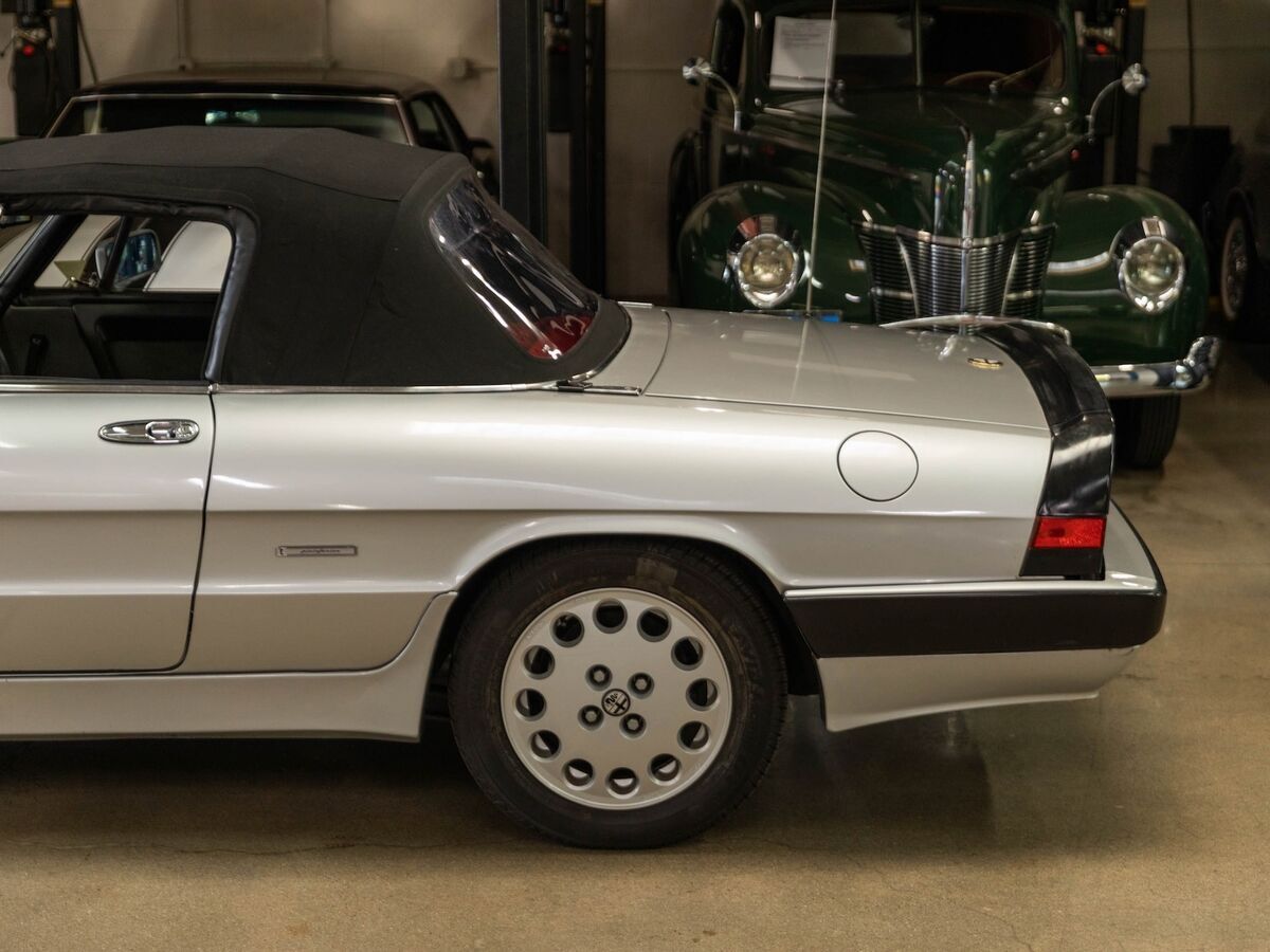 1987 Alfa Romeo Spider Quadrifoglio with 45K orig miles Quadrifoglio - photo 7