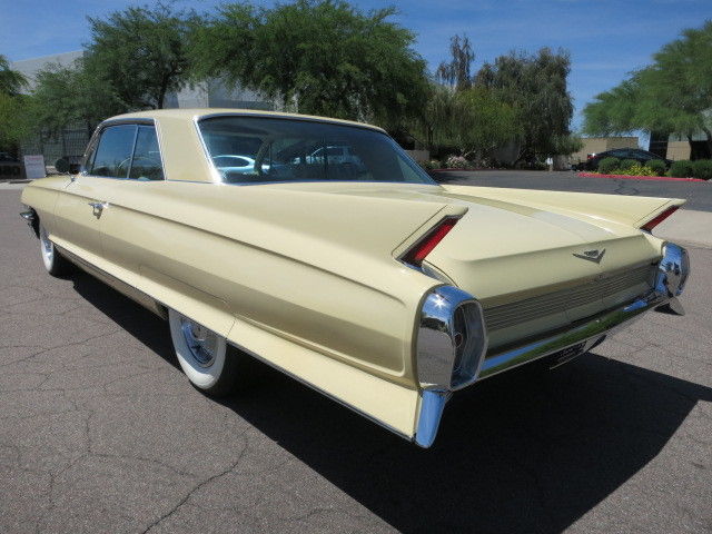 1962 Cadillac DeVille Series 62 Coupe - photo 4