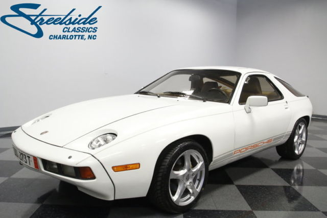 4.5L OHC, 3SPD AUTO, PWR STEER/BRAKE, PORSCHE CERT OF AUTH, INCREASING IN VALUE! 1980 Porsche 928