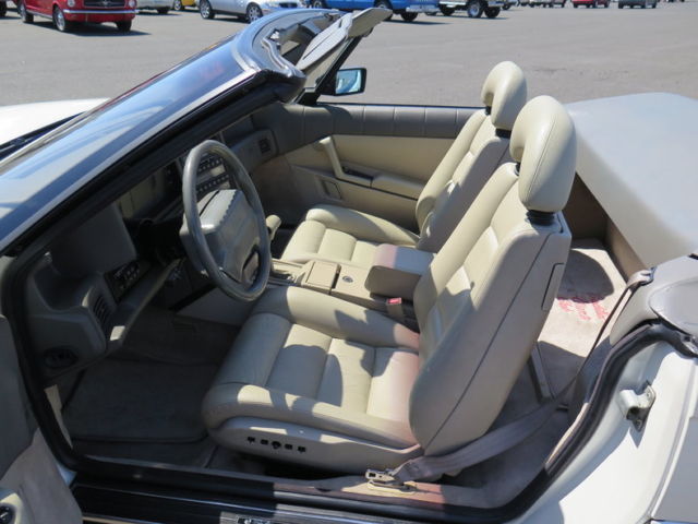 1991 Cadillac Allante - photo 2