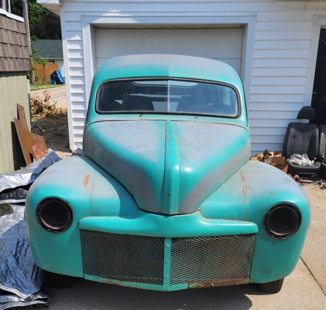 1946 Ford Coupe - photo 2