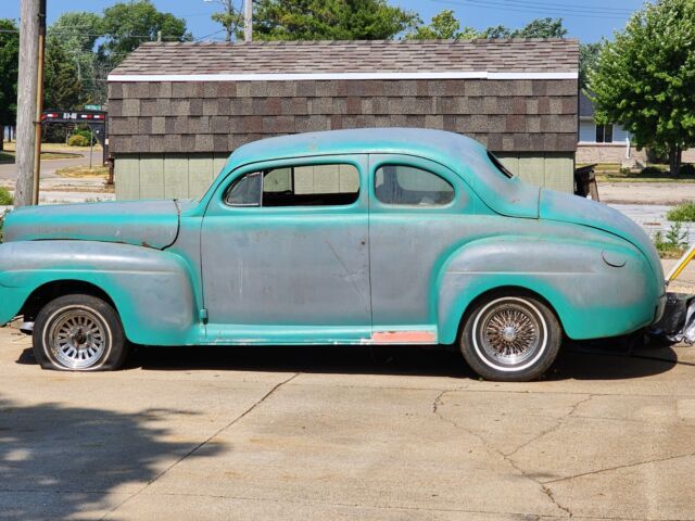 1946 Ford Coupe - photo 4