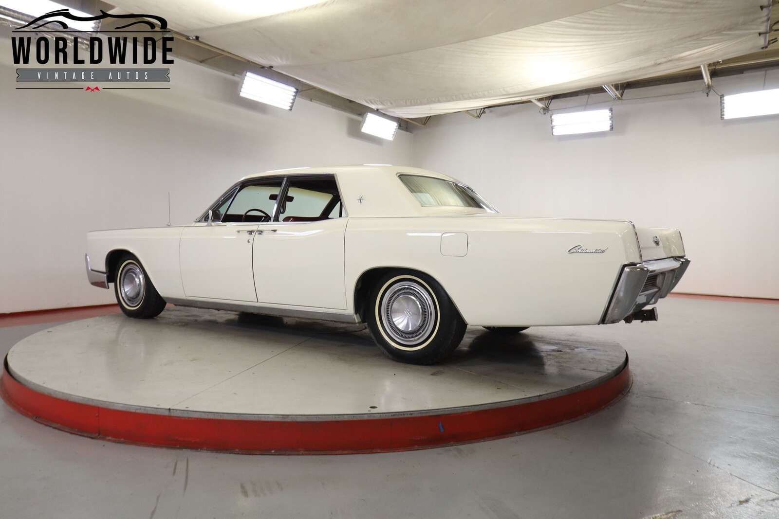 1967 Lincoln Continental - photo 5