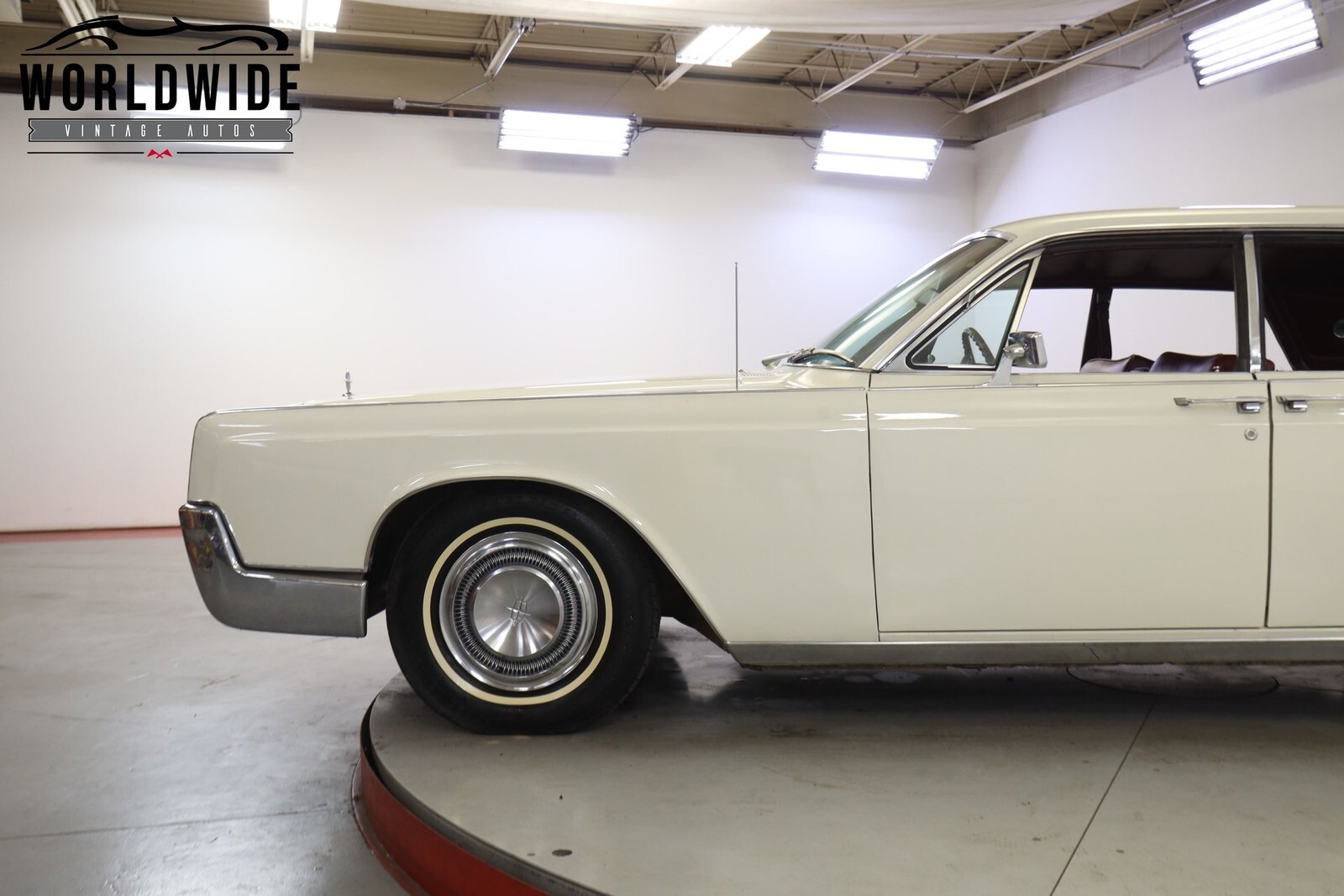 1967 Lincoln Continental - photo 7