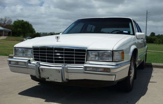 1993 Cadillac DeVille ONLY 42K ORIGNAL MILES CLEAN CARFAX NICE! - photo 2