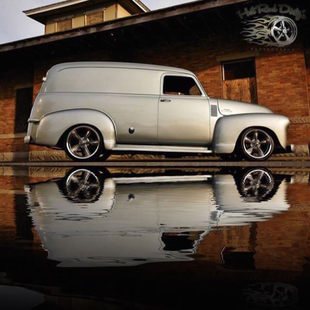 1953 Chevrolet C-10 Pro Touring Panel Suburban Hotrod Muscle Truck