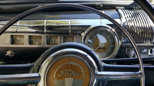 1947 Ford Deluxe - photo 7
