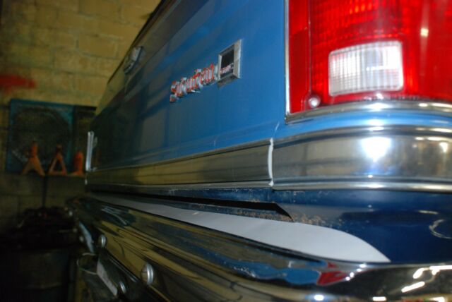 1985 GMC Suburban Sierra Classic - photo 11