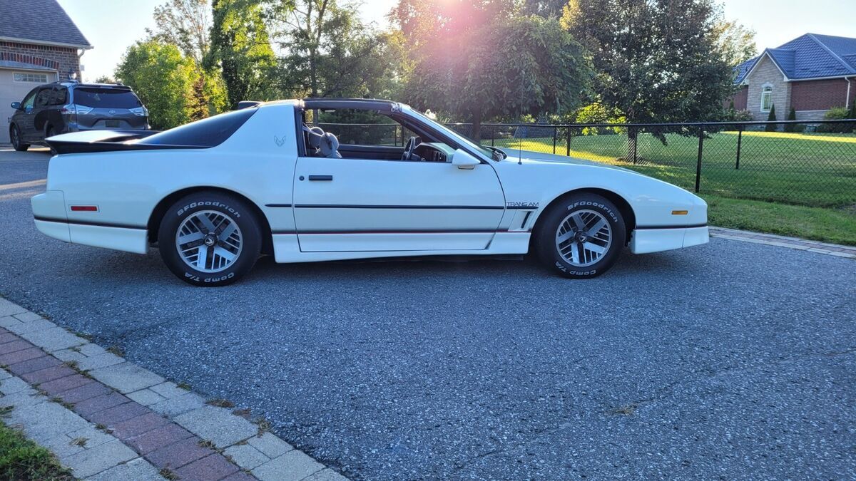 1986 Pontiac Firebird TRANS AM - photo 8