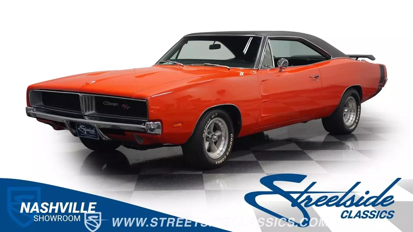 472ci Hemi Charger four speed manual great colors air conditioning 1969 Dodge Charger R/T HEMI Tribute