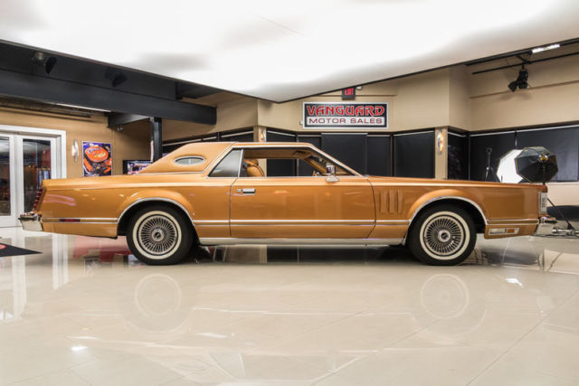 1977 Lincoln Continental Mark V - photo 10