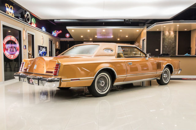 1977 Lincoln Continental Mark V - photo 11