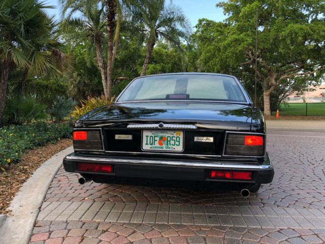 1991 Jaguar XJ Vanden Plas LOW MILES - photo 5
