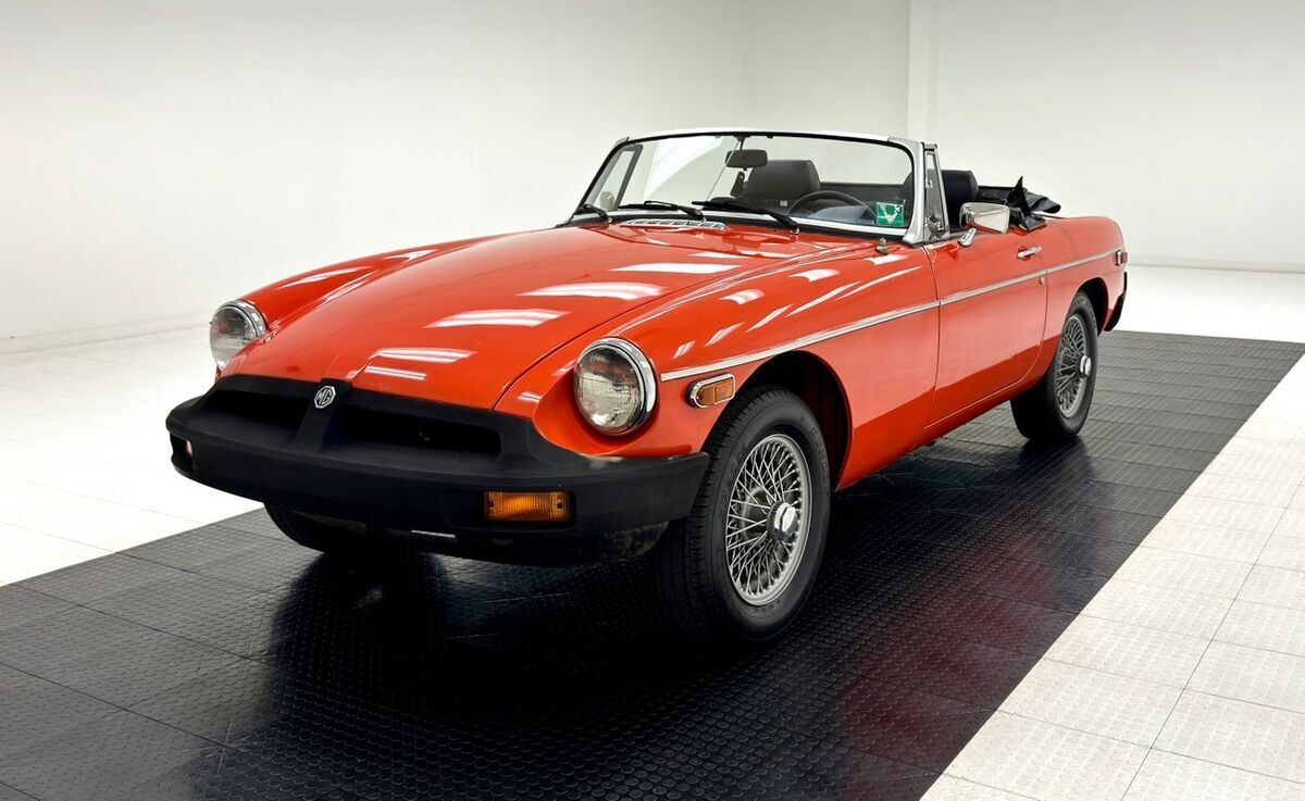 1979 MG MGB Roadster - photo 2