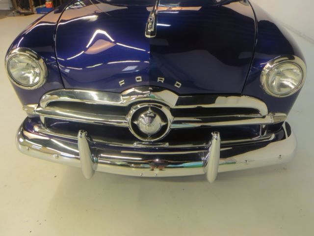 1949 Ford Coupe - photo 4