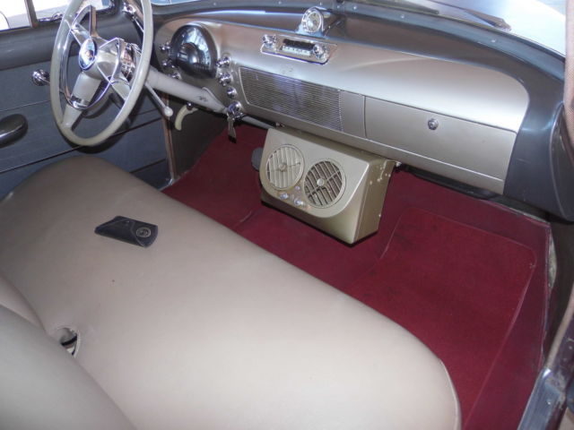 1949 Oldsmobile Eighty-Eight Sedanette - photo 6