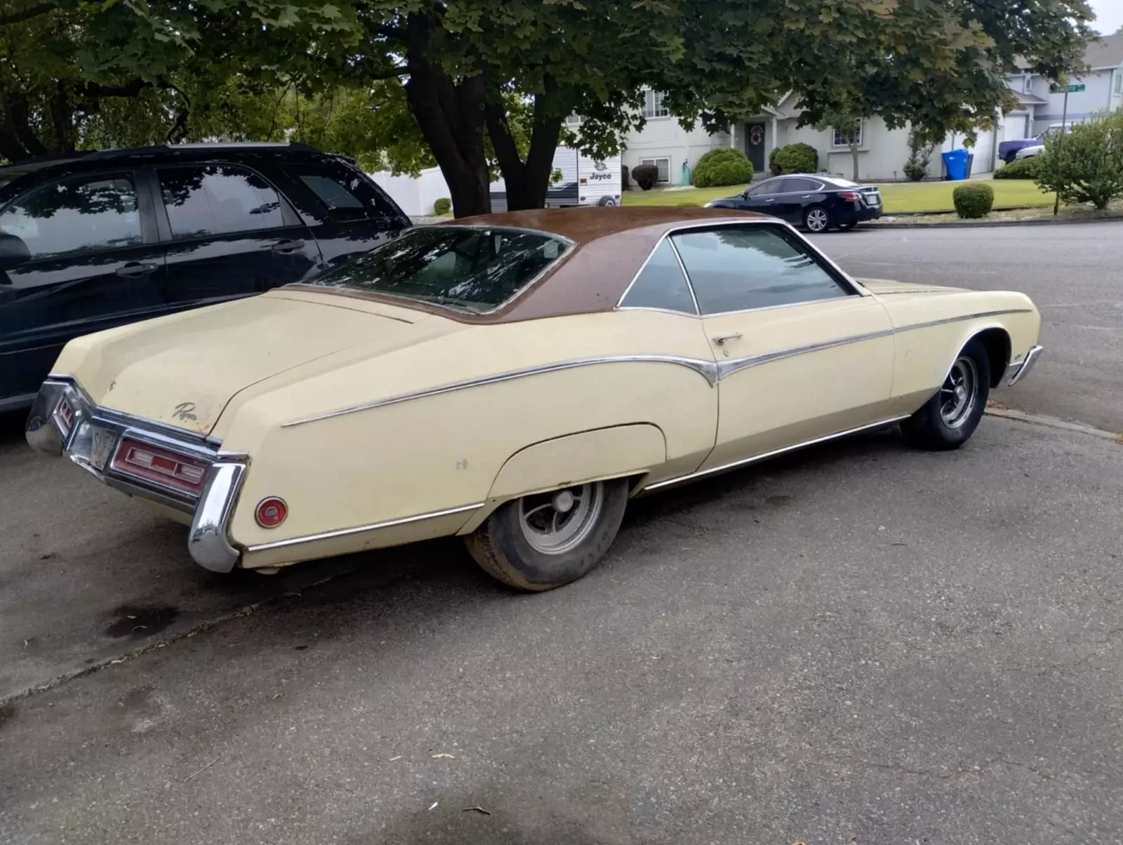 1970 Buick Riviera Coupe - photo 2