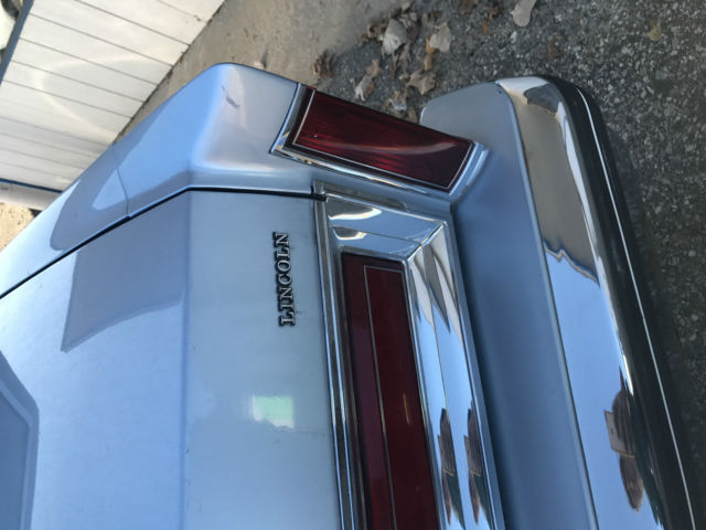 1984 Lincoln Town Car 4 door - photo 12