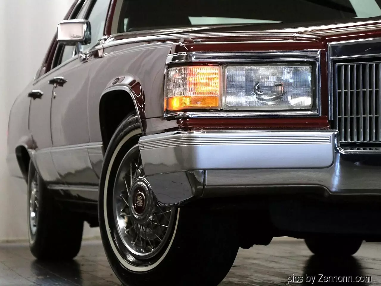 1992 Cadillac Brougham 4dr Sedan - photo 4
