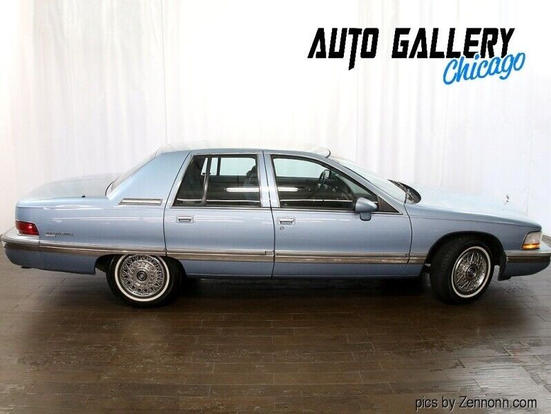 1992 Buick Roadmaster 4dr Sedan Ltd - photo 5