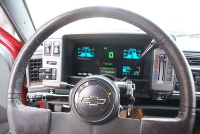 1991 Chevrolet S-10 4dr Wagon LT 4WD - photo 9