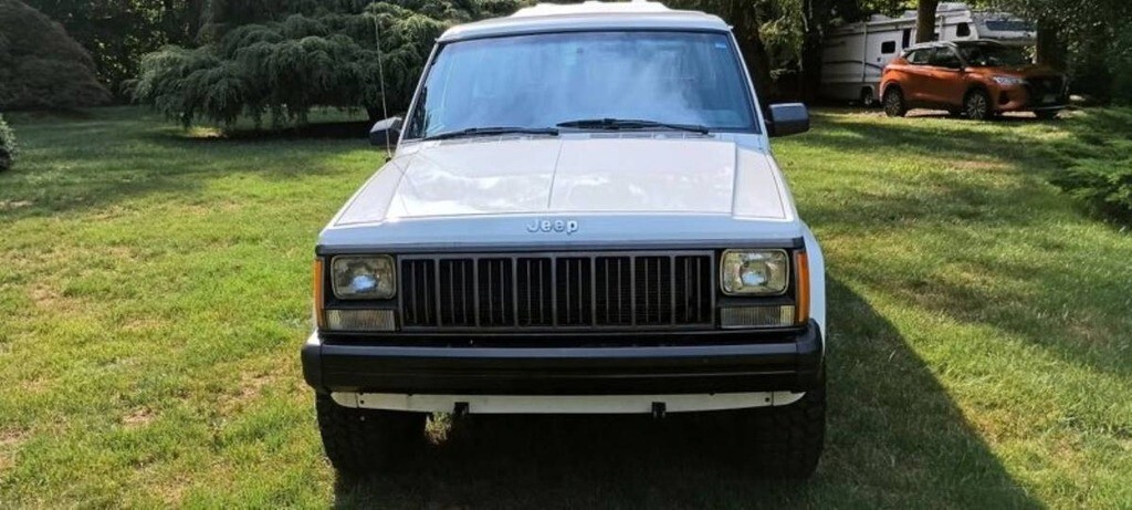 1988 Jeep Comanche Pioneer 2dr Standard Cab LB Pickup Stock#4141762 - photo 4