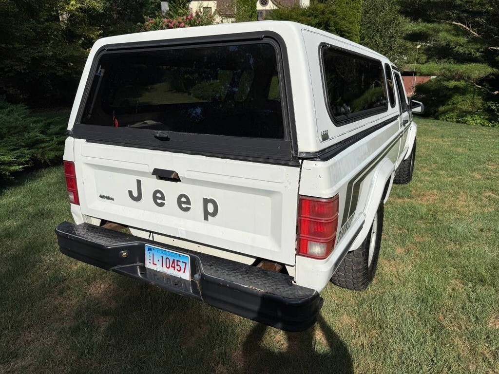 1988 Jeep Comanche Pioneer 2dr Standard Cab LB Pickup Stock#4141762 - photo 6