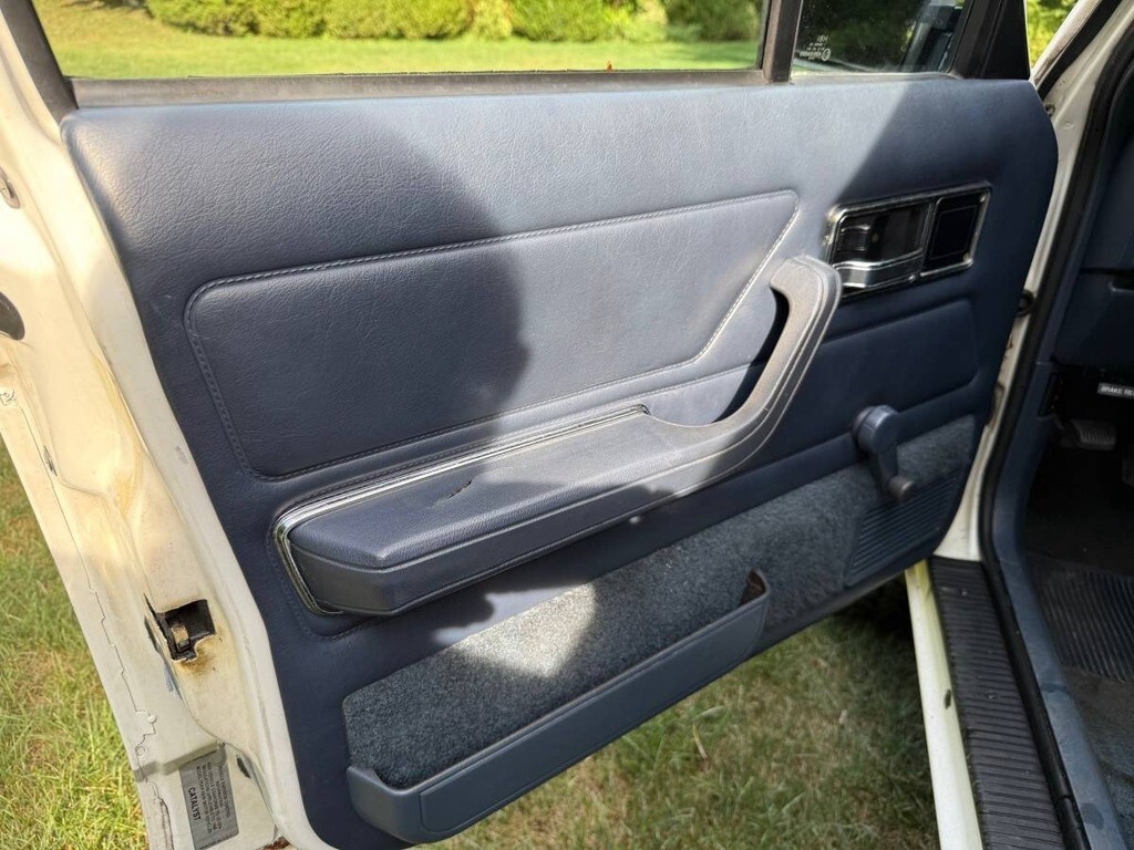 1988 Jeep Comanche Pioneer 2dr Standard Cab LB Pickup Stock#4141762 - photo 7