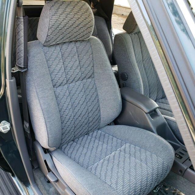 1994 Toyota 4Runner SR5 Sport Utility 4-Door - photo 12