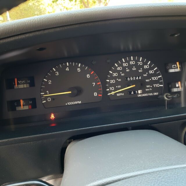 1994 Toyota 4Runner SR5 Sport Utility 4-Door - photo 7