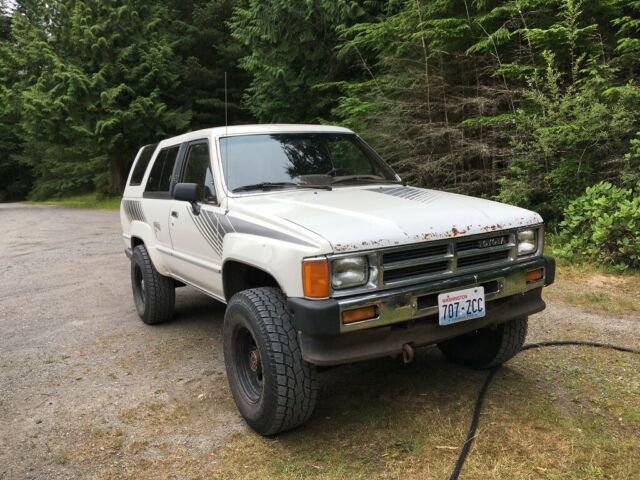 4Runner with removable top. Less than 10k miles on fully rebuilt 22re. 1987 Toyota 4Runner