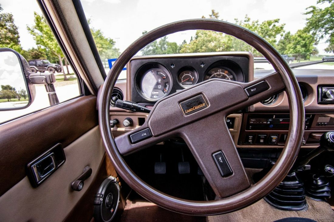 1987 Toyota Land Cruiser FJ60 - photo 12