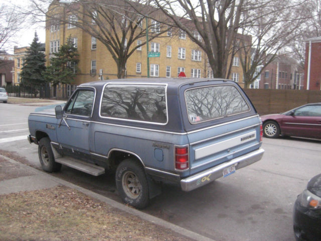 1985 Dodge Ramcharger prospector - photo 3