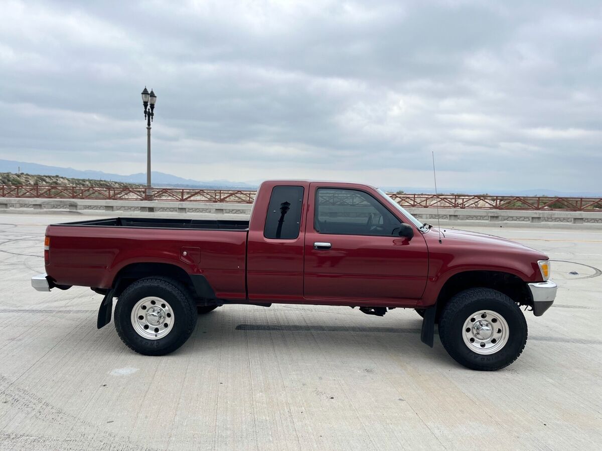 1991 Toyota Pickup - photo 7