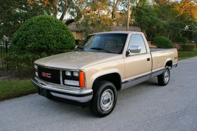 4x4 - 350 V8 - K1500 - Automatic - NO RUST - Low Miles 1989 GMC Sierra 1500 SLE 4x4 K1500