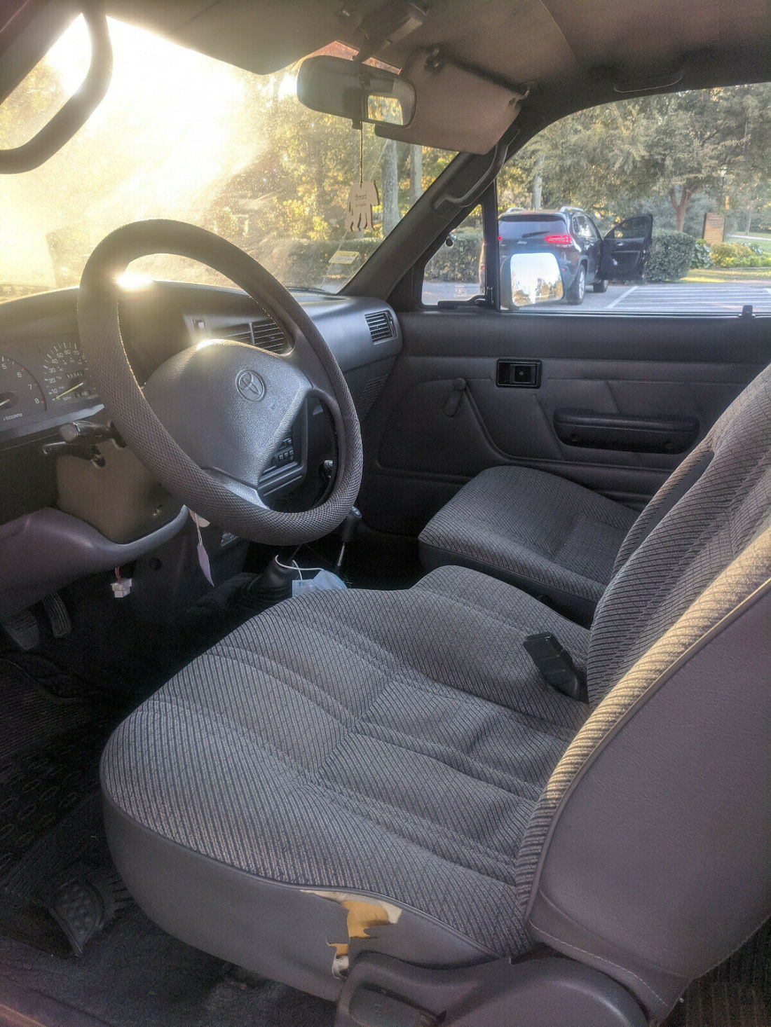 1993 Toyota Pickup - photo 12