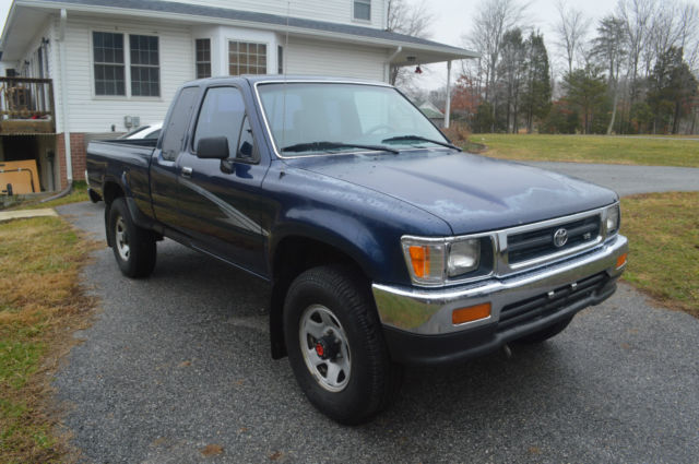 1994 Toyota Tacoma DX - photo 4