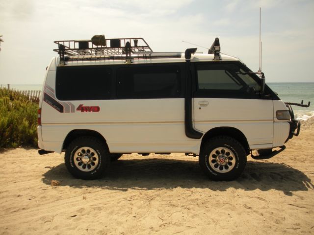 1980 mitsubishi Delica  star wagon