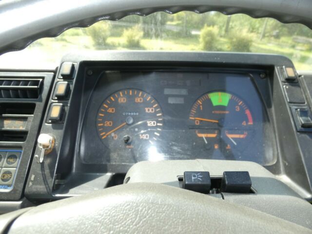 1991 Mitsubishi 4X4 DIESEL BUS "RUBICON ROSA" - photo 12