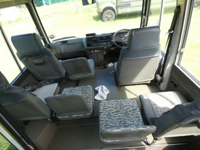 1991 Mitsubishi 4X4 DIESEL BUS "RUBICON ROSA" - photo 8