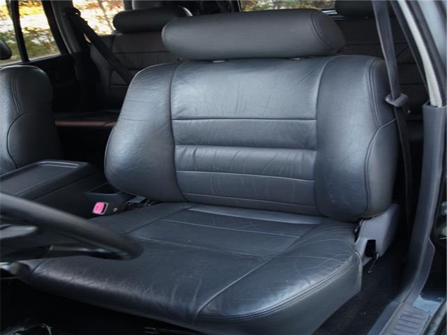 1994 Toyota Land Cruiser Base Sport Utility 4-Door - photo 4