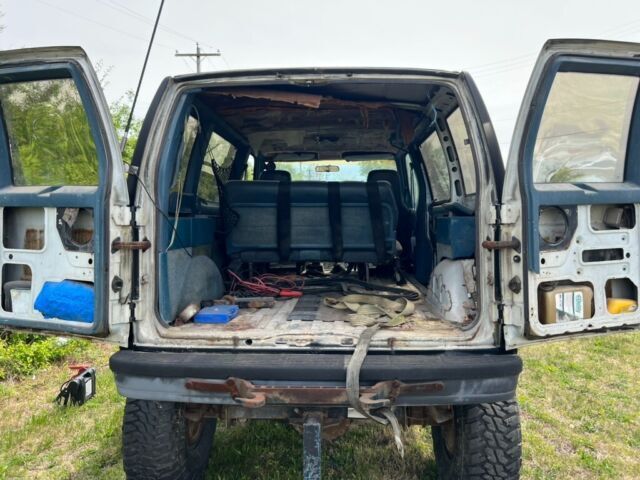 1988 GMC Safari - photo 11