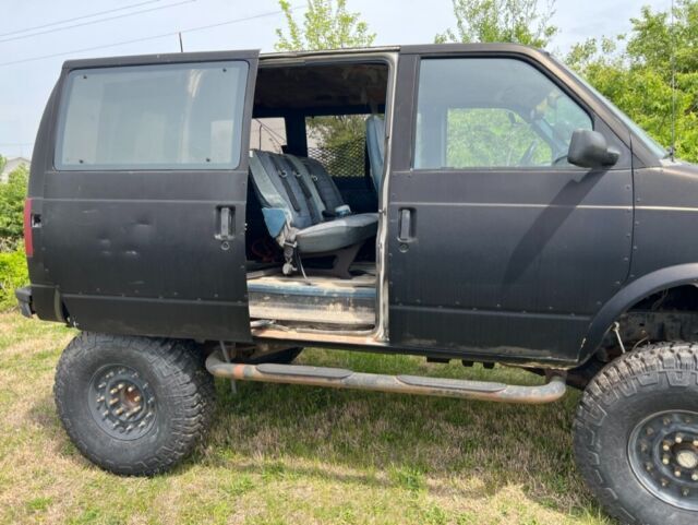 1988 GMC Safari - photo 2